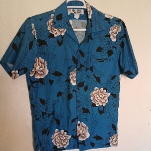 Hilo Hattie Men's Vintage Camp Shirt Blue Floral Men's Shirt Size Medium Flaw